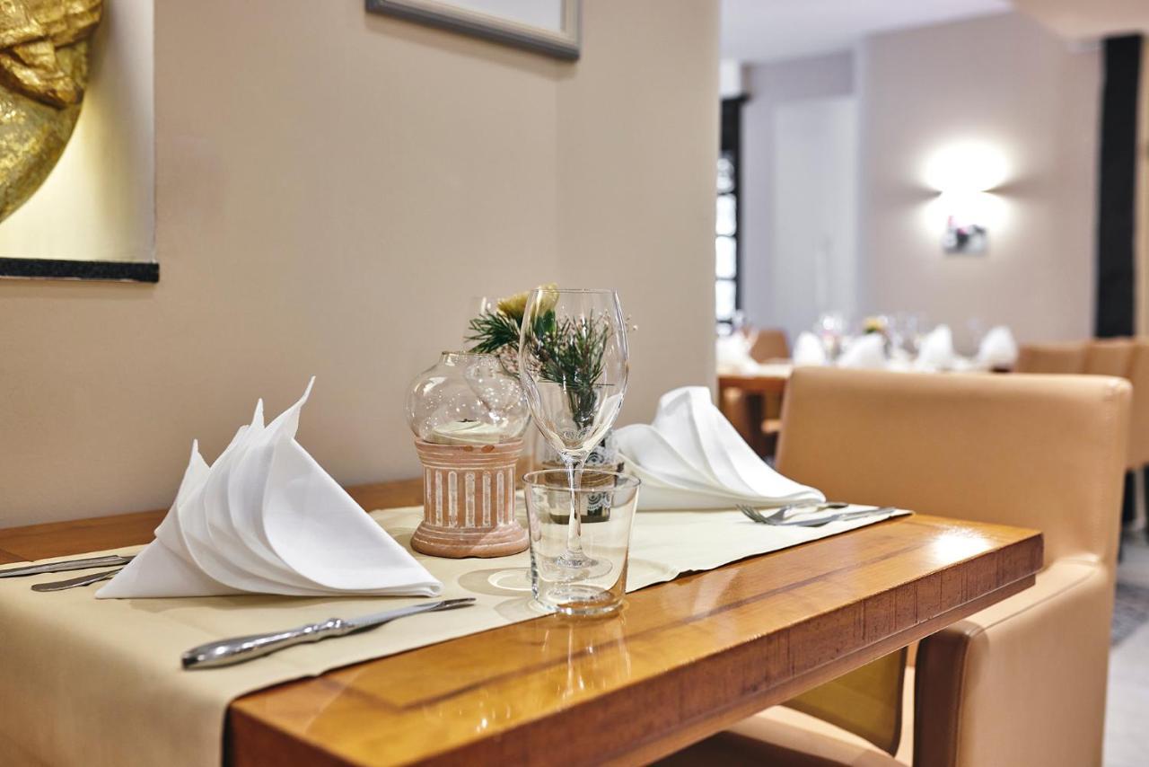 Struck Landhotel & Spa Аттендорн Экстерьер фото
